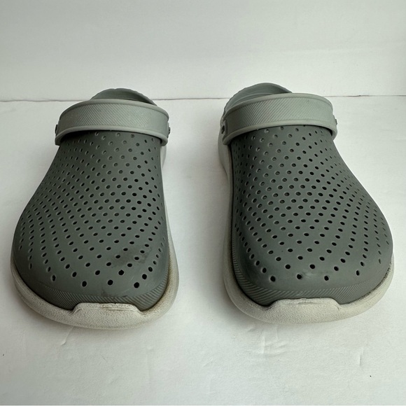 Crocs Lite Ride Clogs Women's Size 8 or Men's 6 Grey Gray Lightweight Slip-On - Picture 6 of 10
